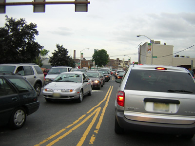 Traffic heading toward the Clay St bridge 9-13-03.jpg